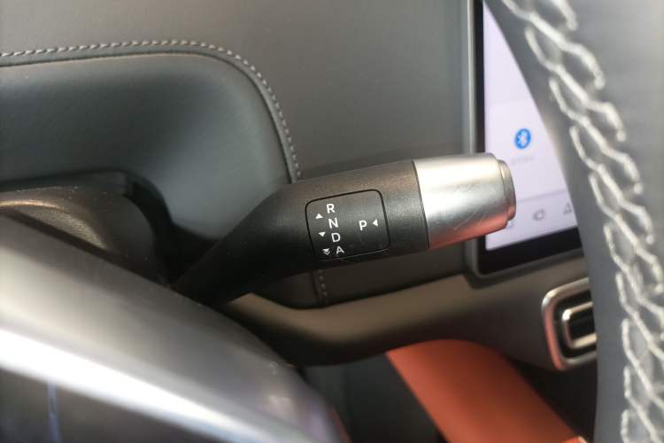 Used Li Auto L8 2025 Max Smart Refresh Edition Gear Lever