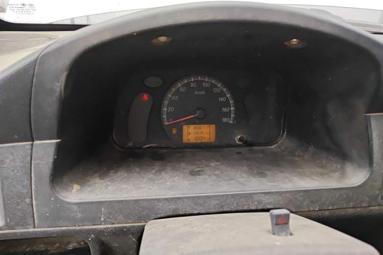 Used Wuling Zhiguang 2015 1.2L Practical LS-I Model