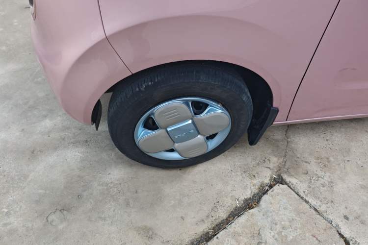 Used Geely Galaxy Panda 2024 Panda Mini 200km Endurance Bear
