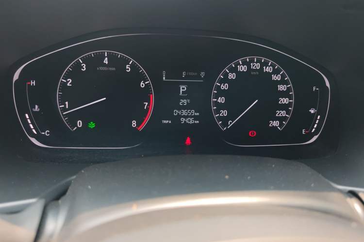 Used Honda Accord 2018 260TURBO Elite Edition China V Odometer Close Up