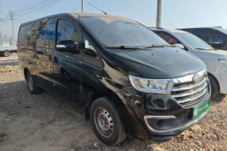 Used JAC Refine M3 2025 PLUS 1.8L Manual Comfort Version 7/8 Seats