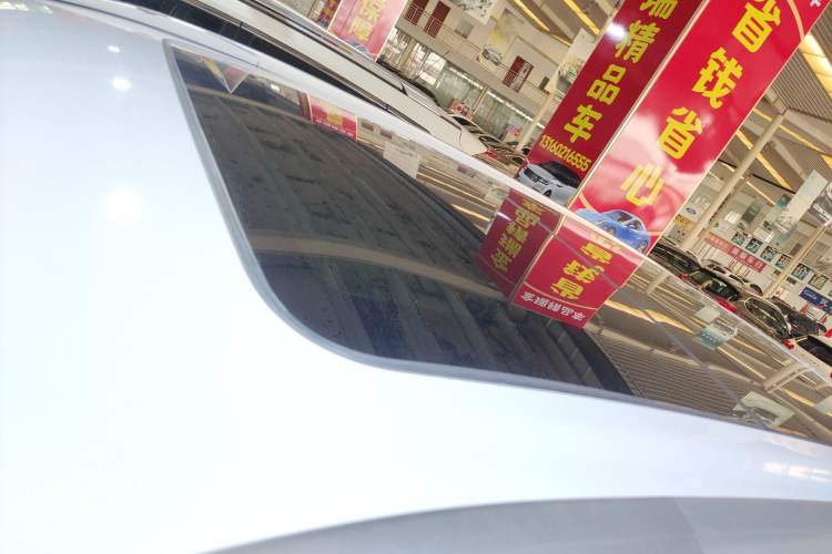 Used Geely Auto Emgrand X7 Sport 2016 1.8TD Automatic All-Wheel-Drive ZhiZun Edition Roof