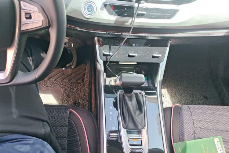 Used CHANGAN CS75 2020 280T DCT Luxury Version China VI Standard