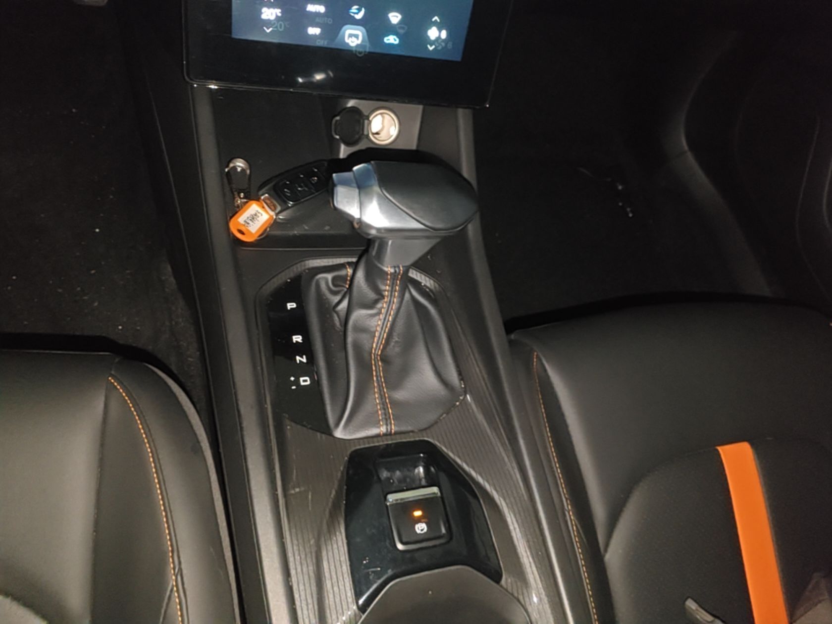 Dongfeng Aeolus Yixuan 2024 1.5T Automatic Jingqing Edition — снимка 16