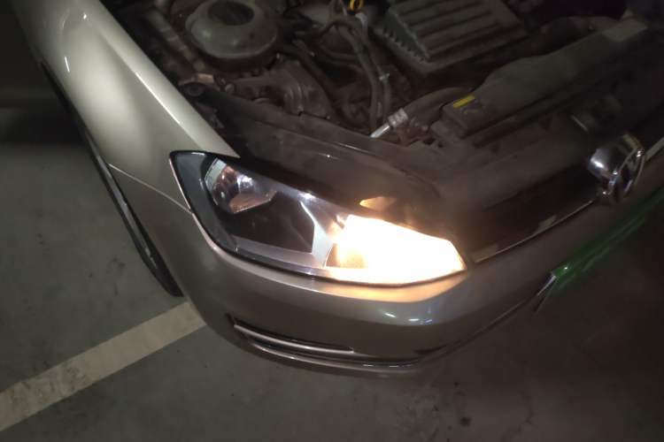 Used Volkswagen Golf 2015 1.4TSI Automatic Comfort Model
