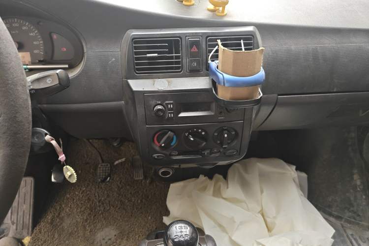 Used Wuling Rongguang 2014 1.2L S Base Model Audio And AC Panel