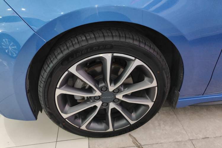 Used Lynk & Co 03 2018 1.5TD DCT Sport Edition China V Standard Exterior 4