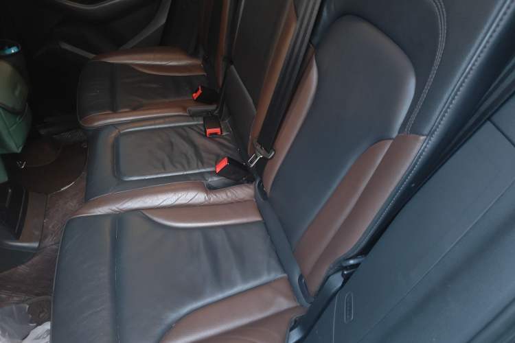 Used Audi Q5 2017 Plus 40 TFSI Technology Model
