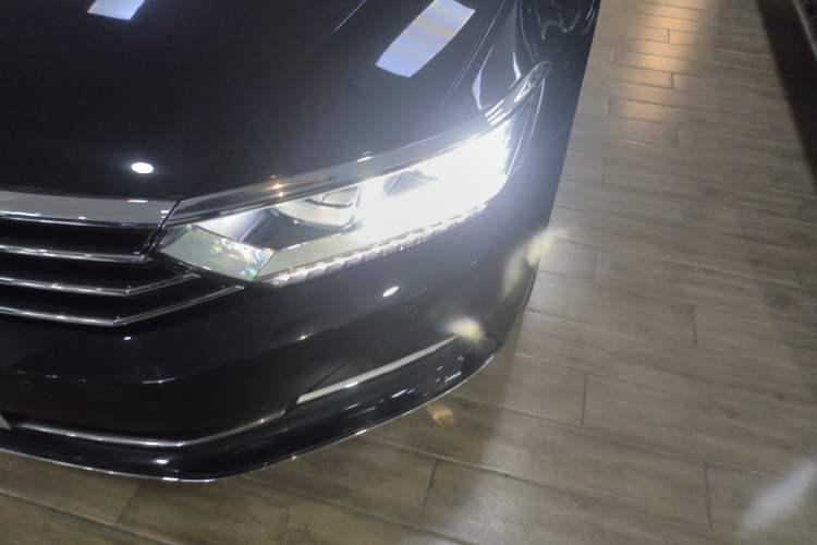 Used Volkswagen Magotan 2019 330TSI DSG Leading Model China VI Standard
