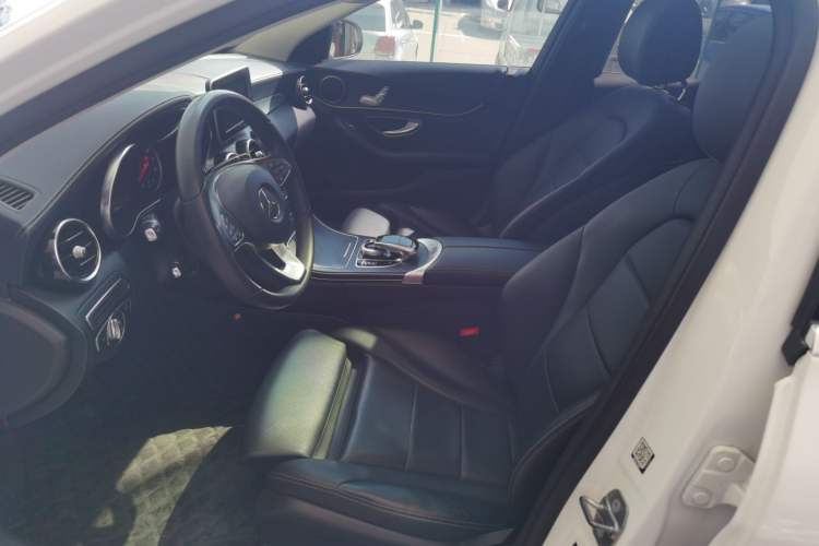 Used Mercedes-Benz C-Class 2018 C 180 L Fashion Edition Sport Version Left Front Seat