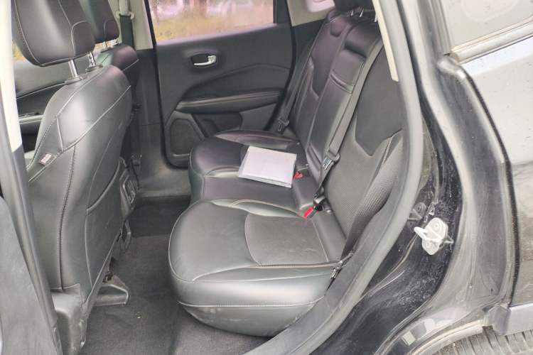 Used Jeep Compass 2017 200T Automatic Family Edition