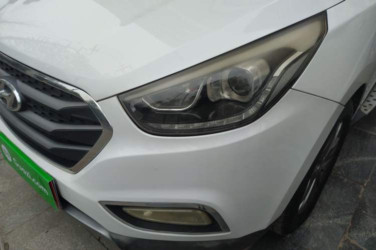 Used Hyundai ix35 2015 2.0L Automatic 2WD Smart Type China IV