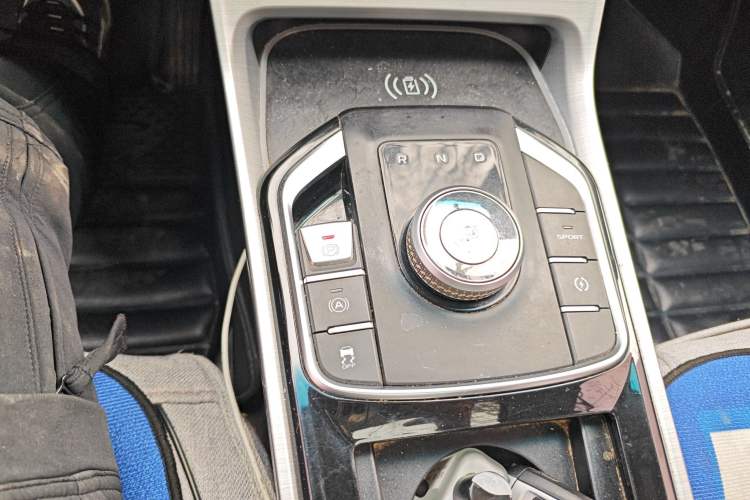 Used Geely Auto Emgrand GSe 2018 Zunshang Model Gear Lever