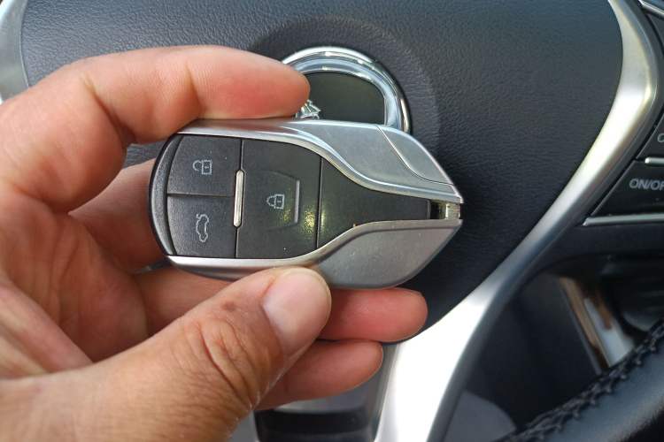 Used Hanteng X7 2016 2.0T DCT Luxury Edition
