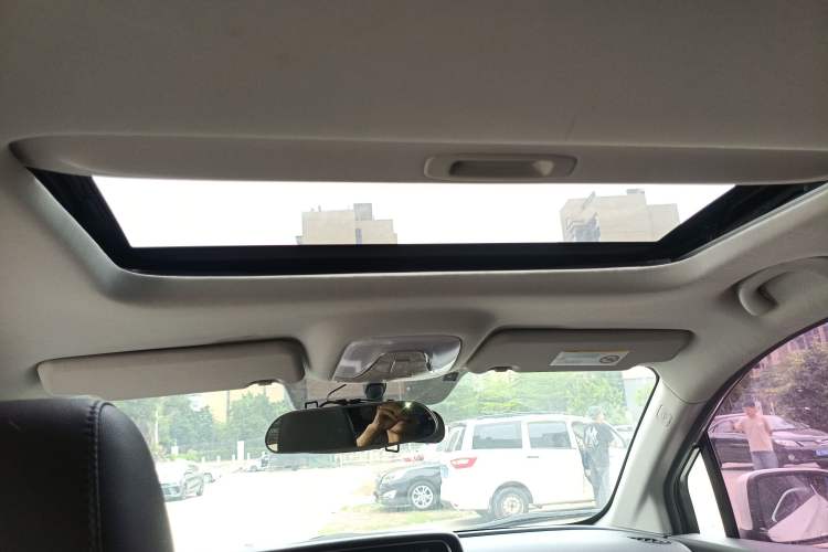 Used GAC Trumpchi GS4 2018 235T Automatic Two-Wheel Drive Luxury Smart Connectivity Version Headliner