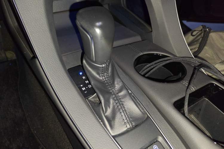 Used Toyota Avalon 2019 2.0L Luxury Edition China VI Standard