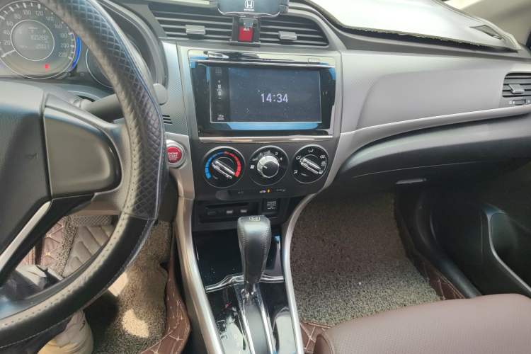 Used Honda Crider 2016 1.8L CVT Leading Edition Audio And AC Panel