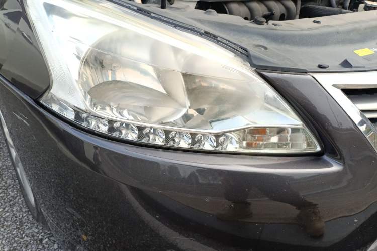 Used Nissan Sylphy 2012 1.6 XL CVT Luxury Edition Right Front Headlight