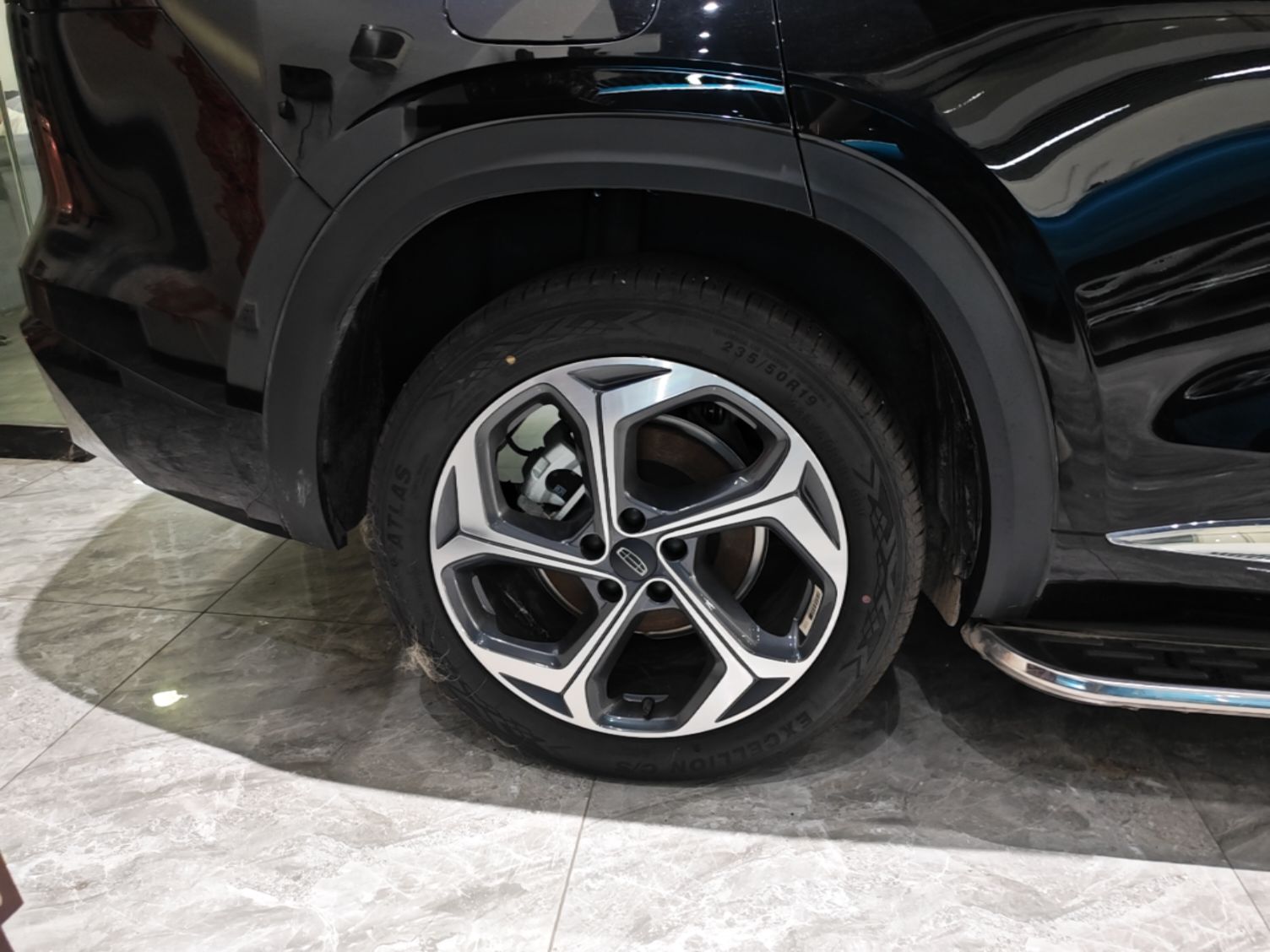 Geely Auto Monjaro L 2024 2.0TD DCT EVO Two-Wheel Drive Long-Range Version — снимка 11