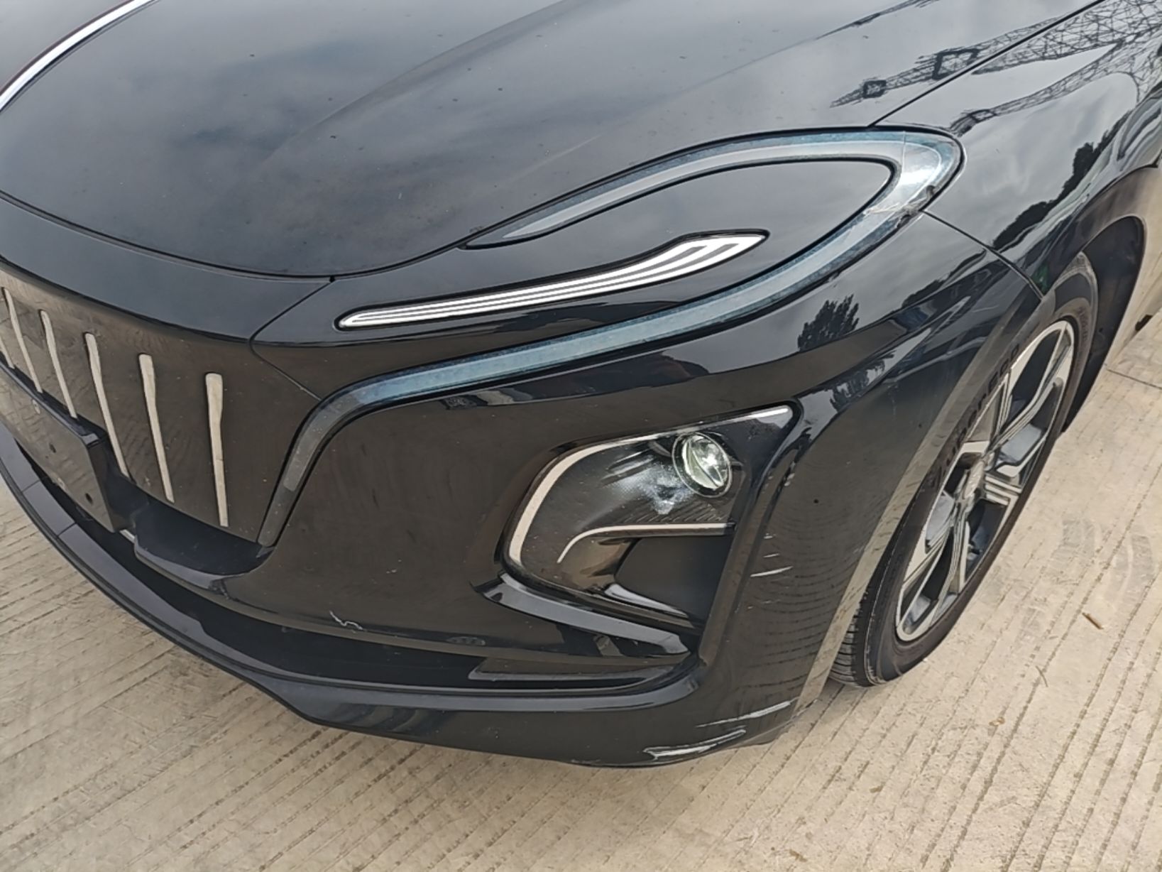 Hongqi E-QM5 2023 Revised Version Basic Travel Edition — снимка 8