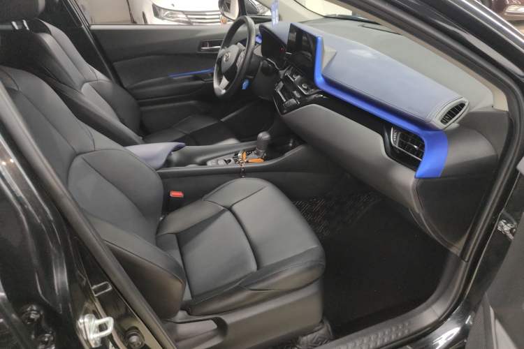 Used Toyota C-HR 2023 2.0L Leading Edition