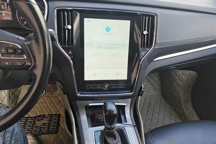 Used Roewe RX5 2016 20T Two-Wheel Drive Automatic Internet Smart Edition