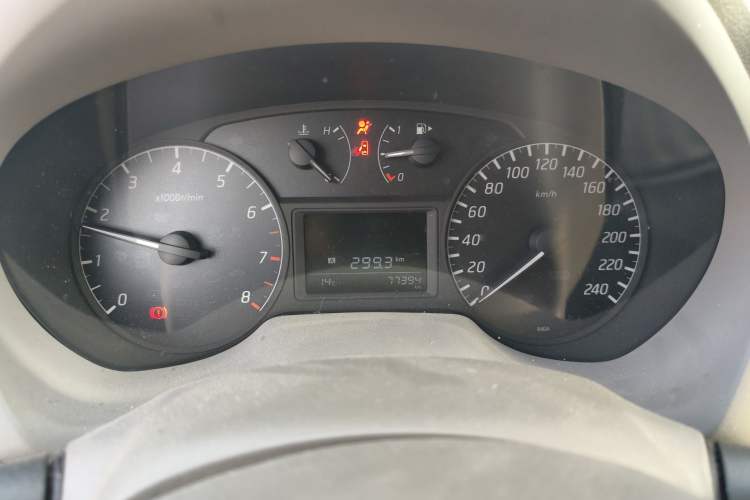 Used Nissan Sylphy 2012 1.6 XL Manual Luxury Edition Instrument Cluster
