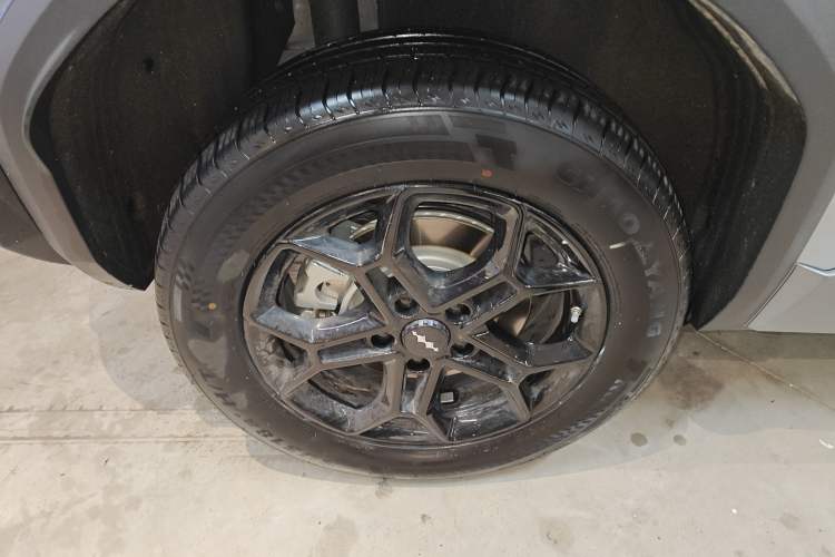 Used Formula Leopard Titanium 3 2025 501 km Range Rear-Wheel Drive Intelligent Driving Max Edition