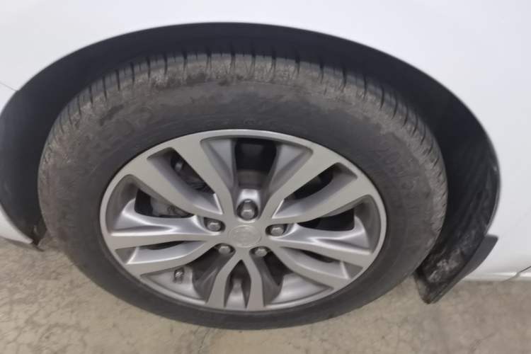 Used Buick GT 2019 18T Automatic Connected Elite Model China VI Standard
