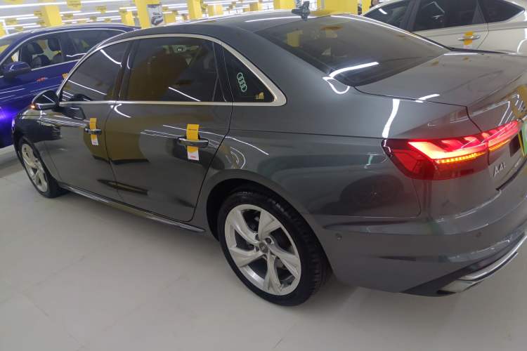 Used Audi A4L 2022 40 TFSI Luxury Prestige Edition
