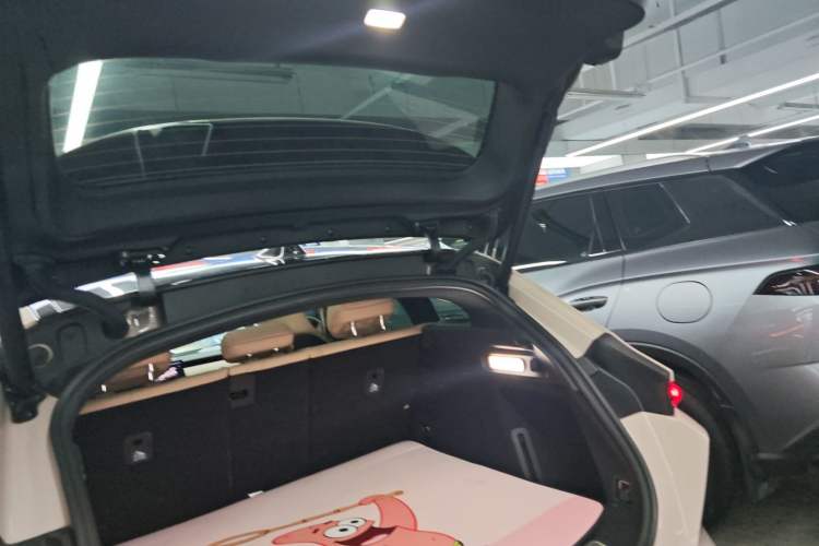 Used Nio ET5T 2023 75 kWh Touring Trunk