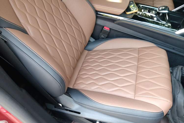 Used BYD Tang New Energy 2021 DM-i 112KM Prestige Model Right Front Seat