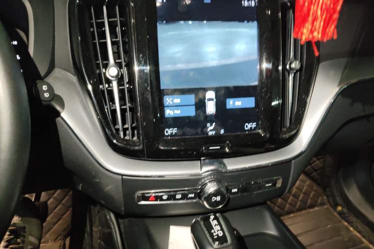 Used Volvo XC60 2020 T5 4x4 Zhiyi Luxury Edition