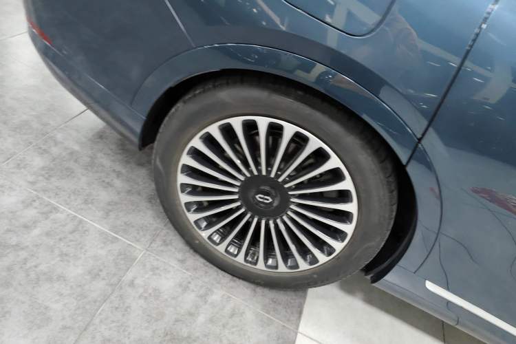 Used Hima AITO M9 2024 Range-Extended Ultra Version 52 kWh 5-Seater Model