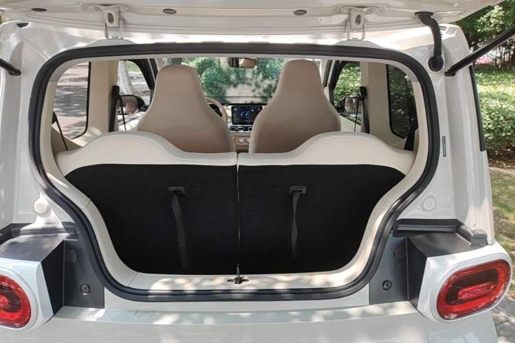 Used Wuling Hongguang MINIEV 2024 3rd Generation 215km Youth Edition