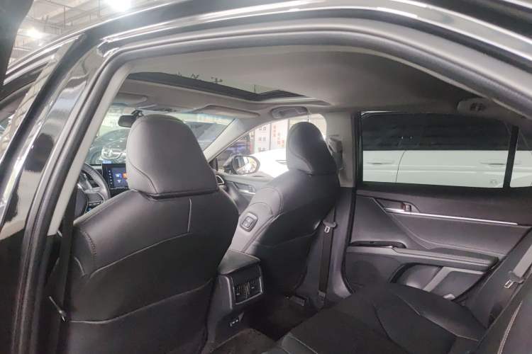 Used Toyota Camry 2023 2.0GVP Premier Edition Headliner