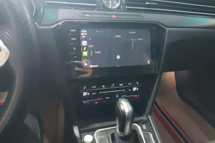 Used Volkswagen Magotan 2020 330TSI DSG Luxury Edition Audio And AC Panel