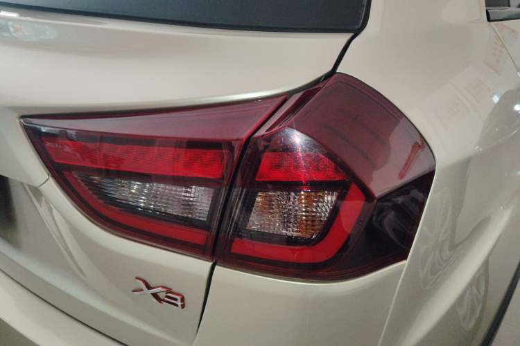 Used Geely Auto Vision X3 2020 1.5L CVT Luxury Model
