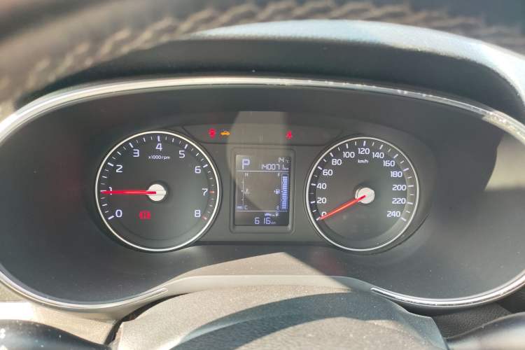 Used Kia KX3 2015 2.0L Automatic Two-Wheel Drive DLX Instrument Cluster