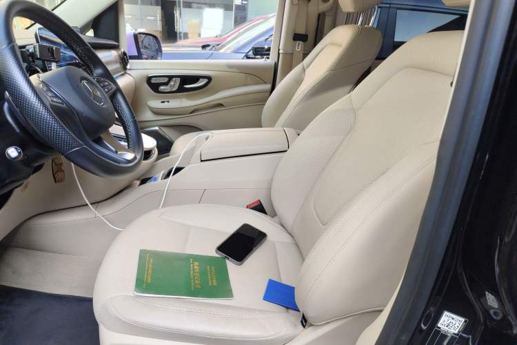 Used Mercedes-Benz V-Class 2021 V 260 L Long Wheelbase Prestige Edition Left Front Seat