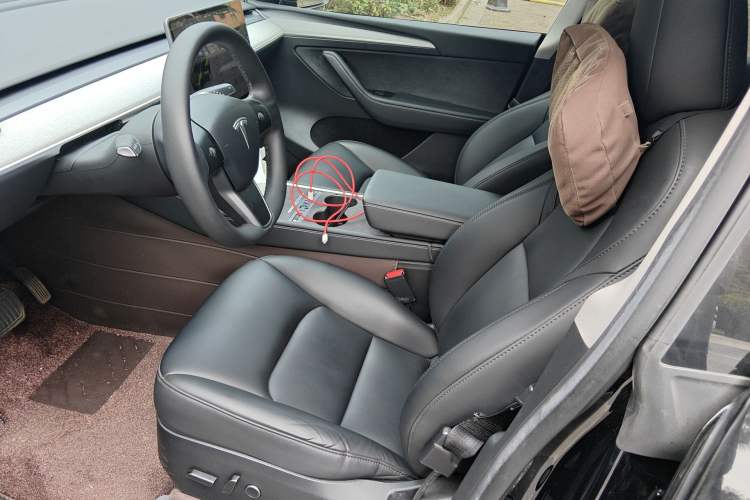 Used Tesla Model Y 2023 Rear-Wheel-Drive Version