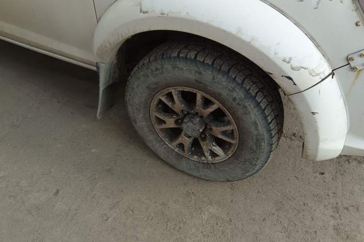 Used Dongfeng Ruichi 2017 2.4L Gasoline 4x4 Standard Version ZG24