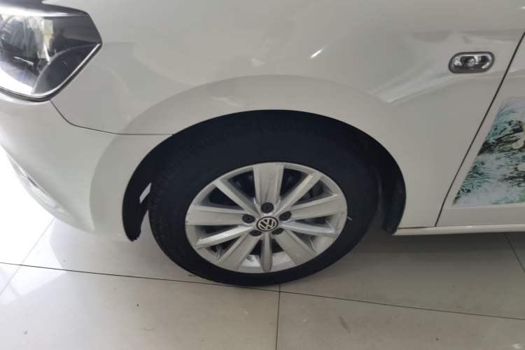 Used Volkswagen Jetta 2015 Value Edition 1.6L Automatic Comfort Version
