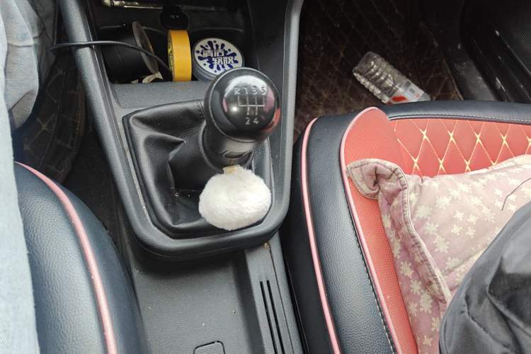 Used Volkswagen Santana 2016 1.6L Manual Fashion Edition Gear Lever