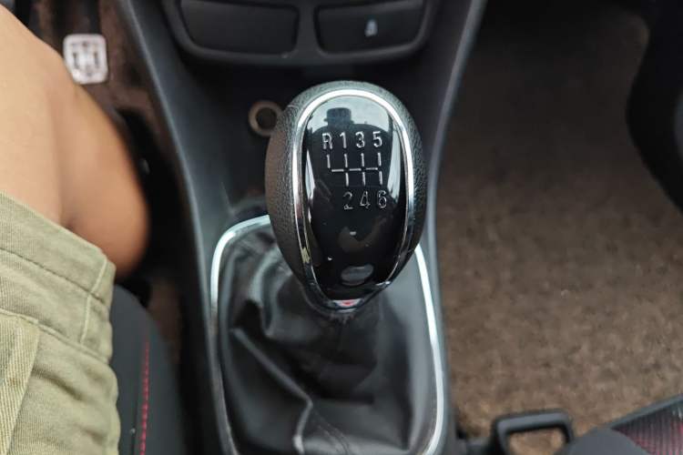 Used Buick Encore 2015 1.4T Manual Two-Wheel Drive Urban Advanced Model