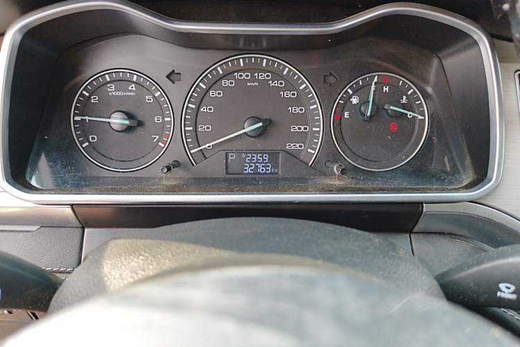 Used Zotye Domy X7 2017 1.8T DCT Luxury Model Odometer Close Up