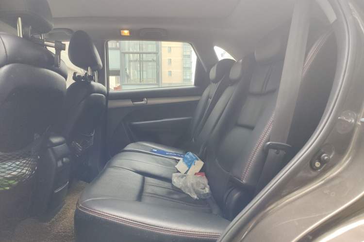 Used Kia Sorento 2013 2.4L 7-Seater Gasoline Comfort Version China IV Standard