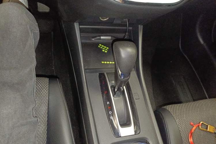 Used Honda Jade 2017 1.8L automatic Comfort version 5 seats