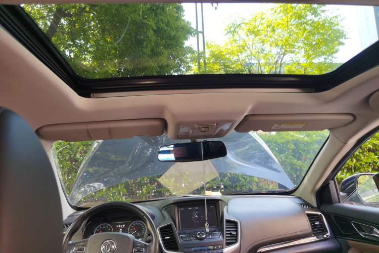 Used Dongfeng Aeolus AX7 2018 Classic 1.6T Automatic Luxury Model
