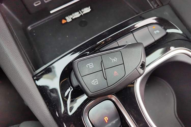 Used Buick Envision 2023 Encore Plus 652T Five-Seat Luxury Model
